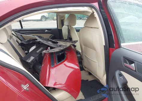 2016 Volkswagen Jetta 1.8T Sel from USA, damaged, VIN 3VWL17AJ8GM203376